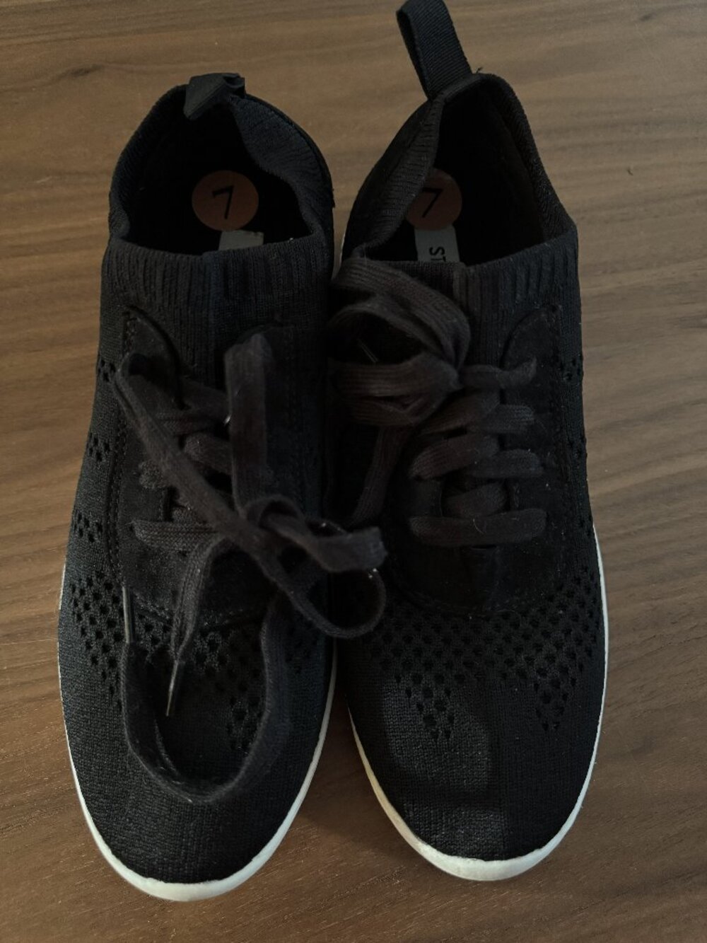 Steve Madden Farson Black Sneakers – Women’s Size 7 - JK